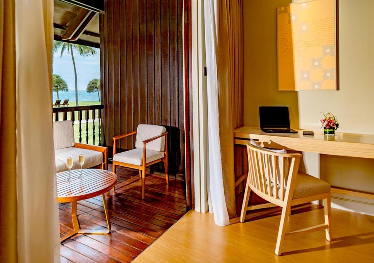 Pelangi Beach Resort & Spa, Langkawi לנגקאווי מראה חיצוני תמונה A room at the resort