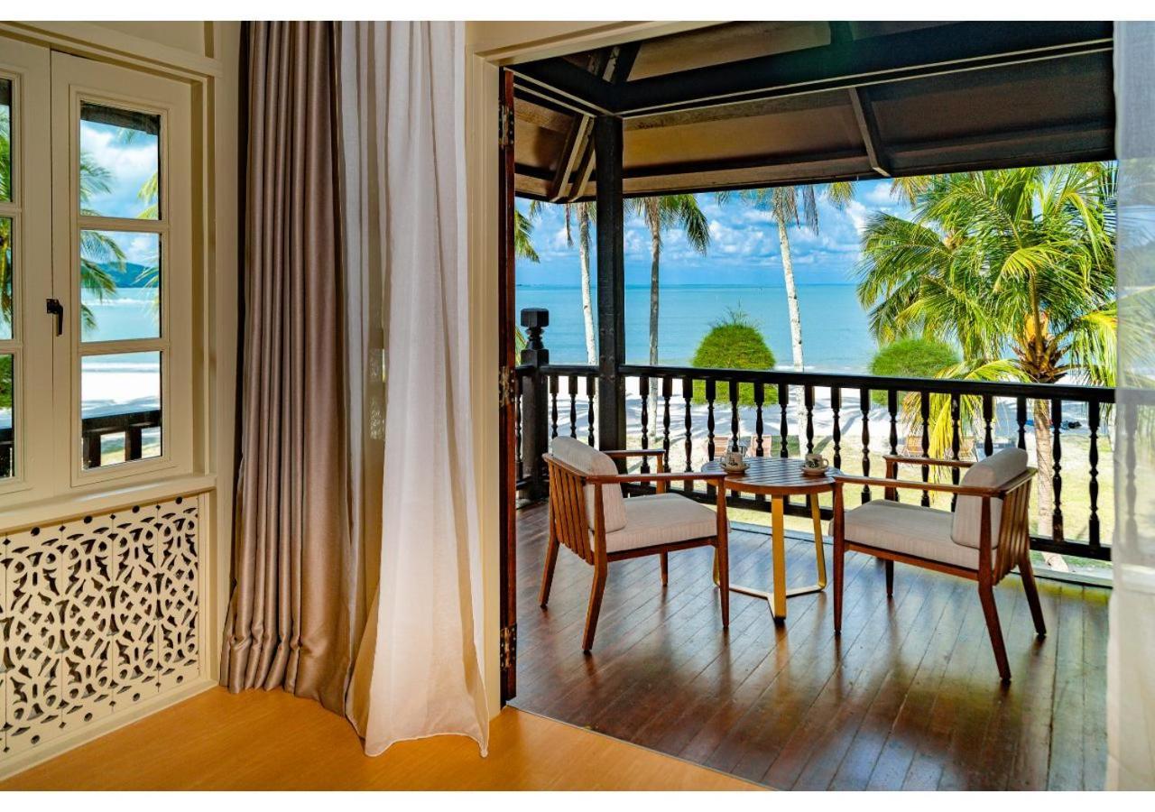 Pelangi Beach Resort & Spa, Langkawi לנגקאווי מראה חיצוני תמונה A view of the beach from a room at the resort