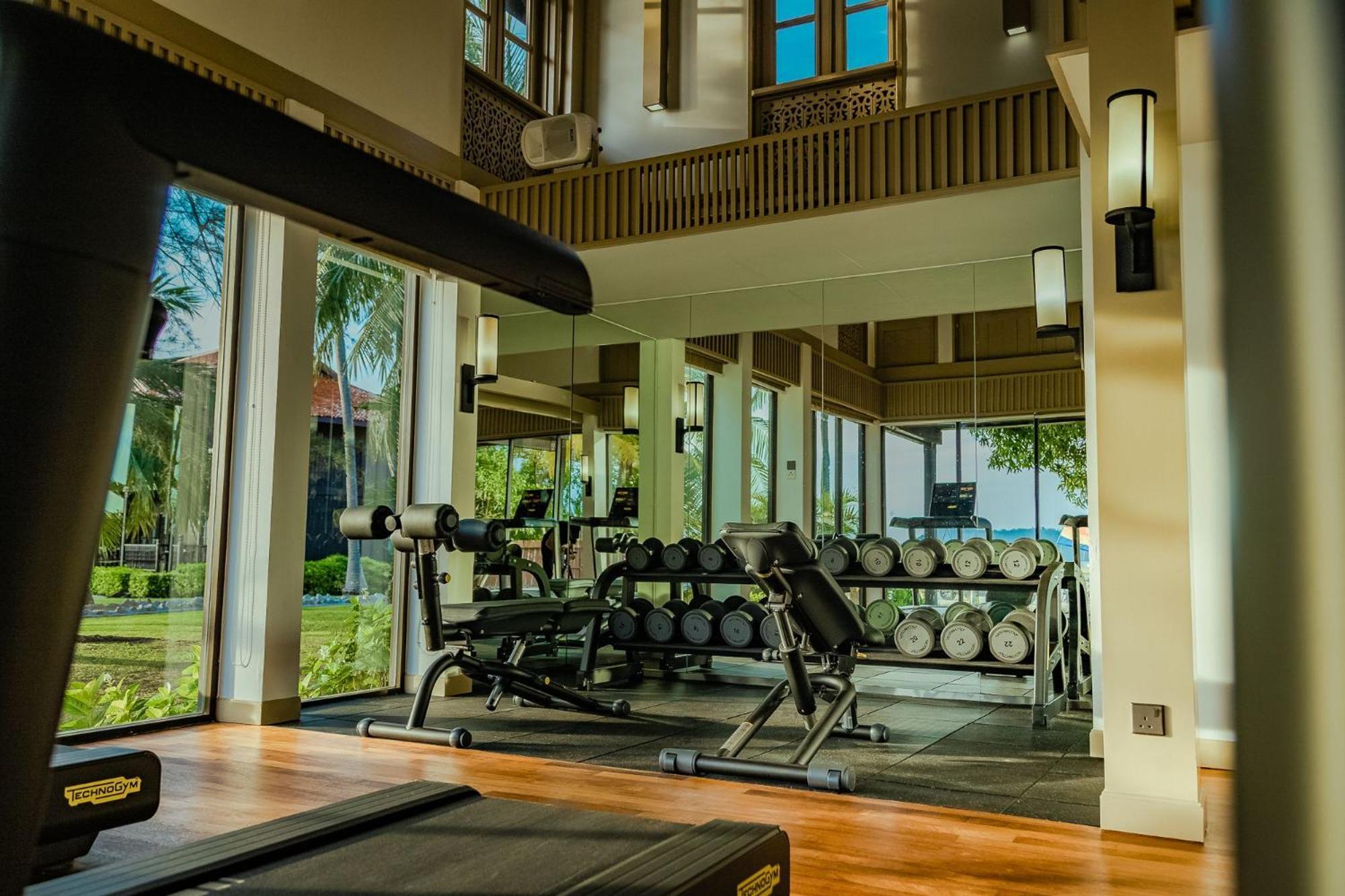 Pelangi Beach Resort & Spa, Langkawi לנגקאווי מראה חיצוני תמונה The gym at the resort